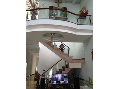 Cầu thang kiếng Biên Hòa 02