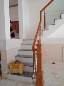 Cầu thang kính Biên Hòa 26