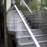 Lan can cầu thang kiếng 05