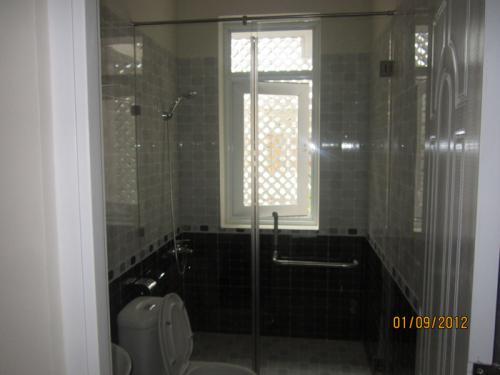 Phòng tắm kính -12